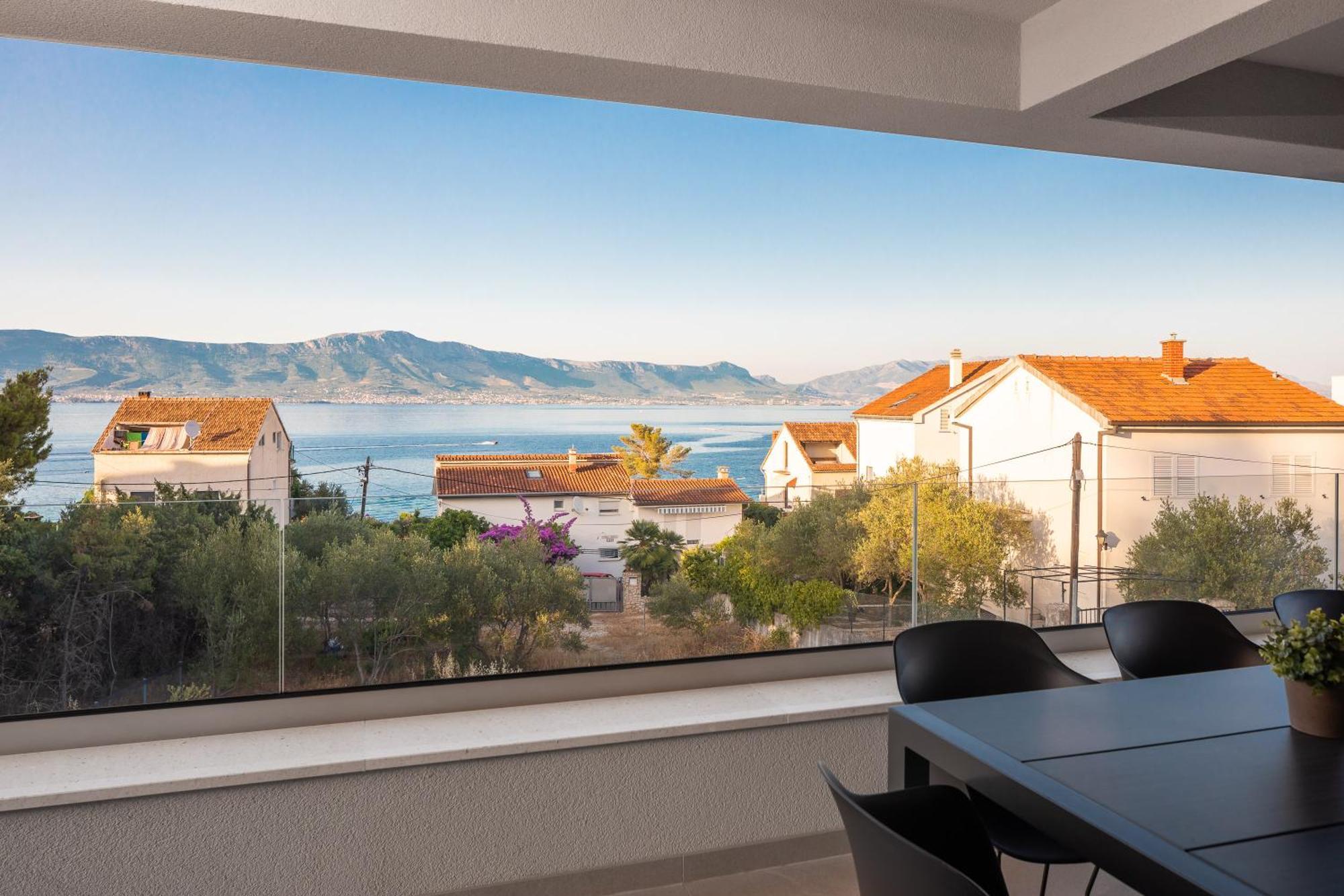 House & Home Slatine Exterior foto